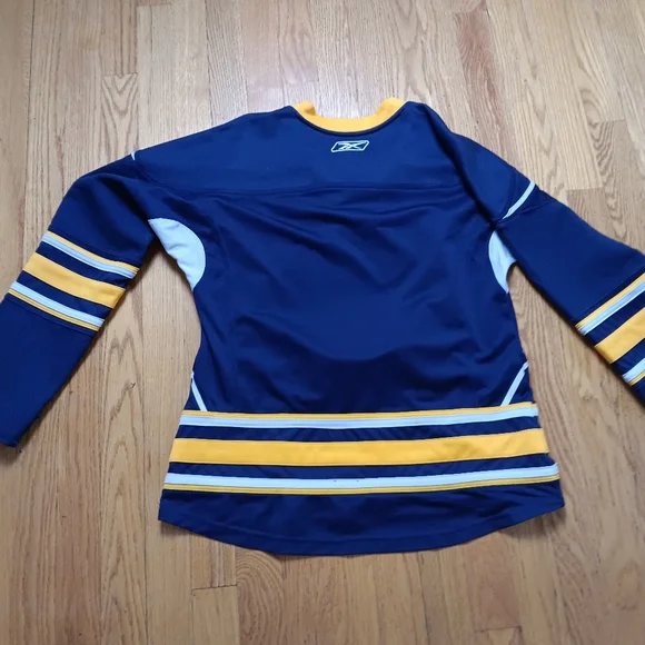 BUFFALO SABRES JERSEY - Picture 3 of 6